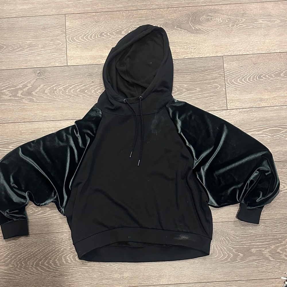 Chic Black and Dark Green Hoodie